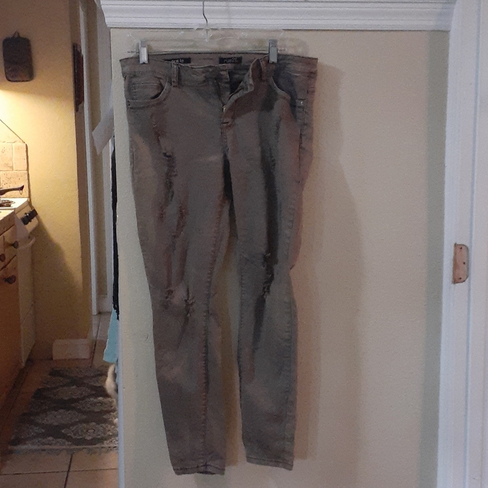 Pants super comfy worn once